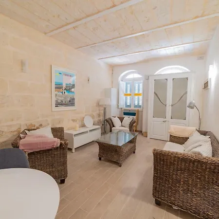 Charming And Sweet 1br In *