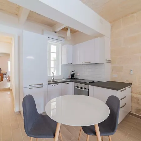 Appartement Charming And Sweet 1br In La Valette